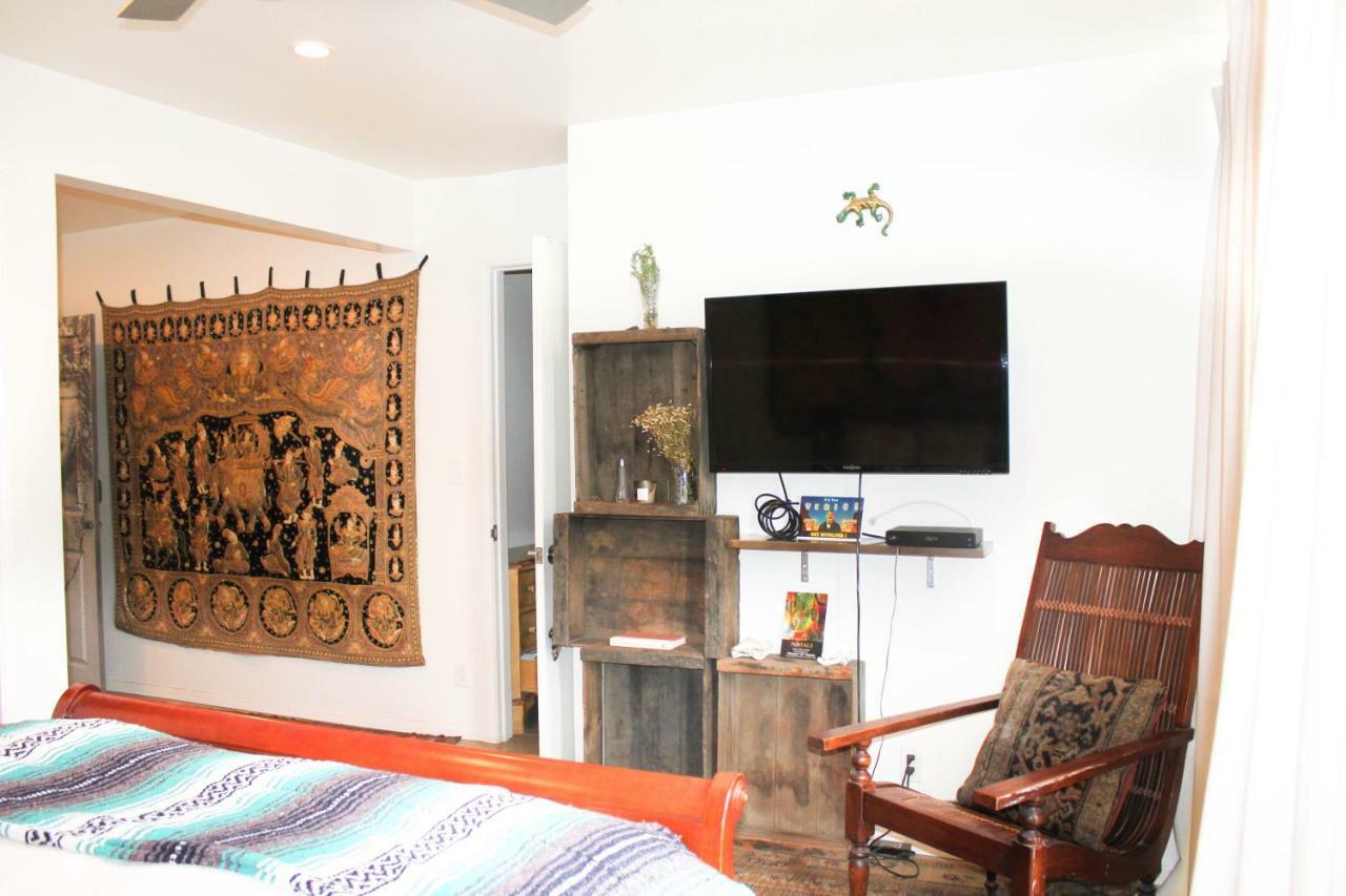 Ocean Front Vortex Female Hostel Private Rooms Free Bikes Лос Анджелис Екстериор снимка