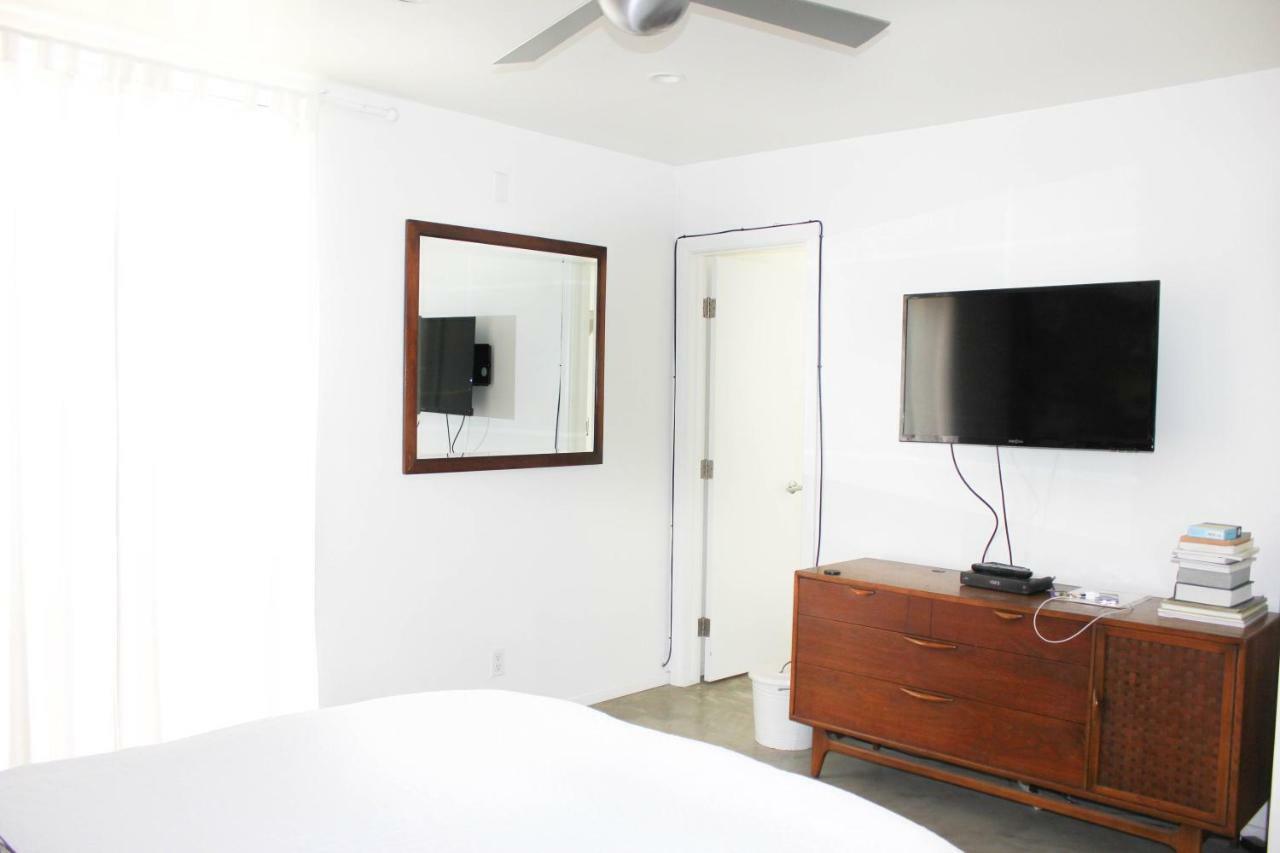 Ocean Front Vortex Female Hostel Private Rooms Free Bikes Лос Анджелис Екстериор снимка