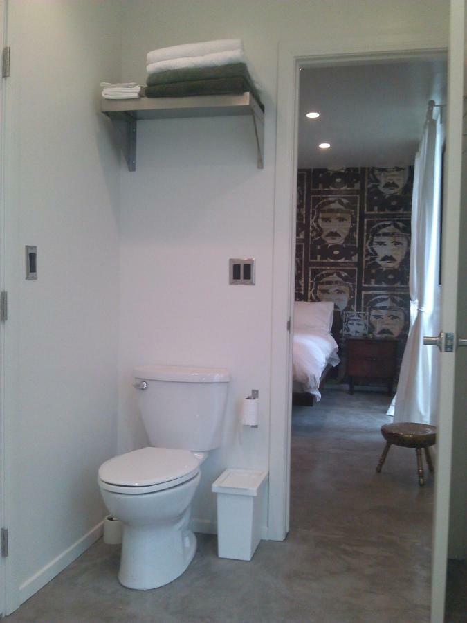 Ocean Front Vortex Female Hostel Private Rooms Free Bikes Лос Анджелис Екстериор снимка